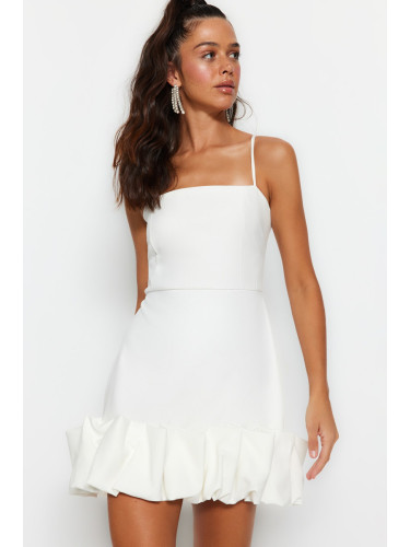 Дамска рокля. Trendyol