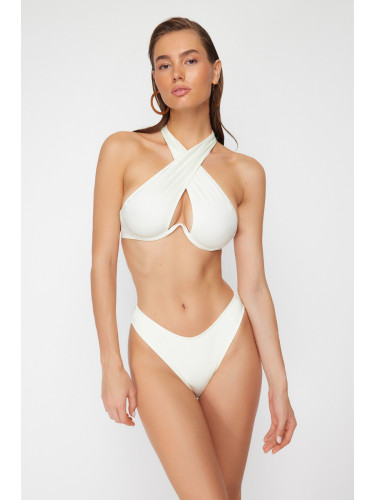 Trendyol Ecru Balconette Обърната V банелни бикини отгоре
