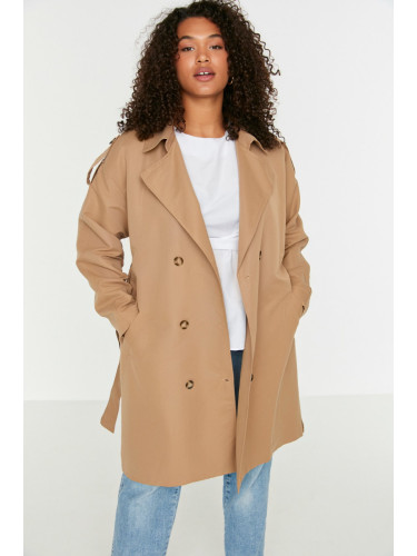 Дамско палто. Trendyol Classic