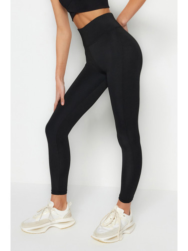 Дамски клин. Trendyol