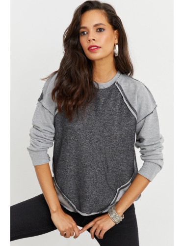 Cool & Sexy Women's Gray Blocky Sweatshirt IZ79