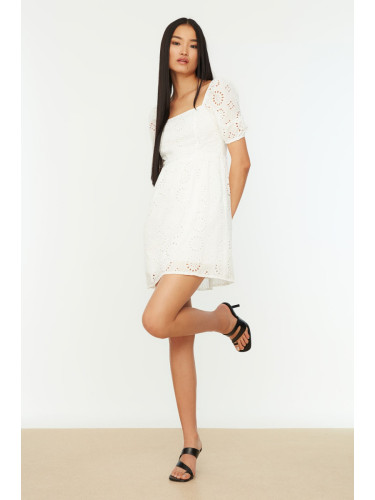 Дамска рокля Trendyol Patterned