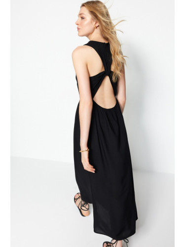 Trendyol черна A-Line Макси рокля с гръб детайл