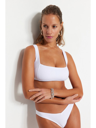 Дамски бански - горна част. Trendyol