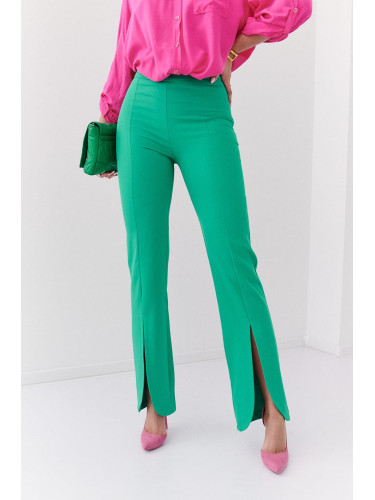 Елегантен зелен панталон с цепка
