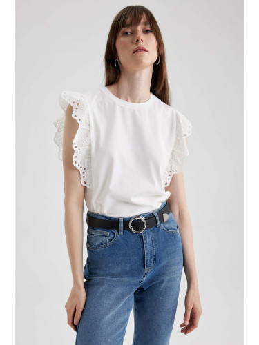 Дамска тениска. DEFACTO