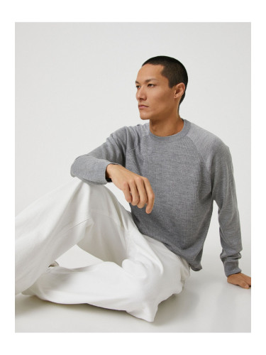 Koton Basic Knitwear Sweater Crew Neck