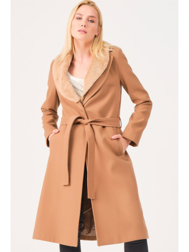 Дамско палто dewberry