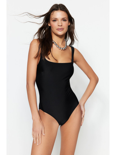 Дамски бански Trendyol Basic