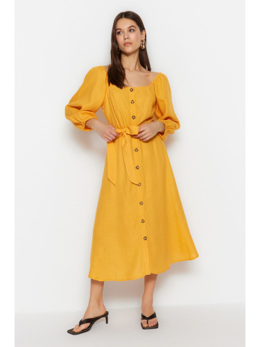 Дамска рокля. Trendyol