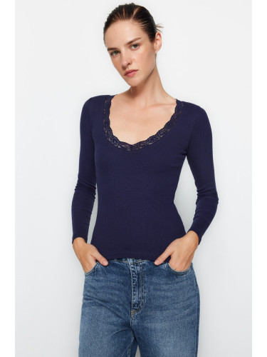 Trendyol Navy Blue V-Neck Lace Detail Ribbed Fitted/Situated Cotton Stretch Knit Blouse