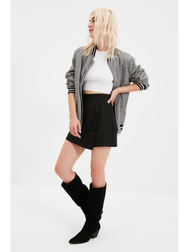 Дамски къси панталони Trendyol Shorts Skirt