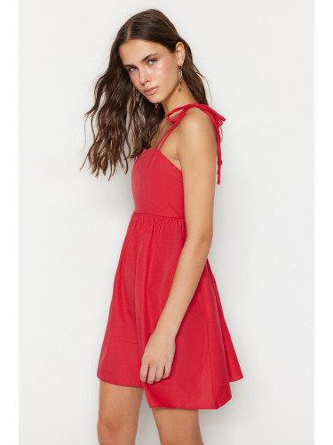 Trendyol червено A-Cut мини тъкани Strappy тъкани рокля