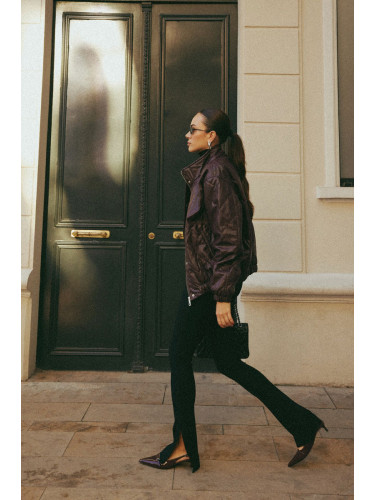 Модерен черен османски плетен клин с висока талия със странични цепки.