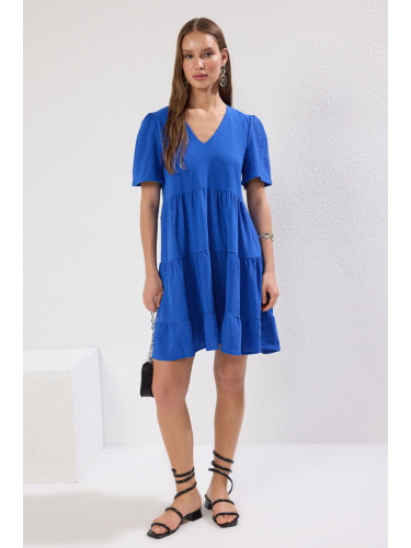 Дамска рокля. Trendyol Wide cut