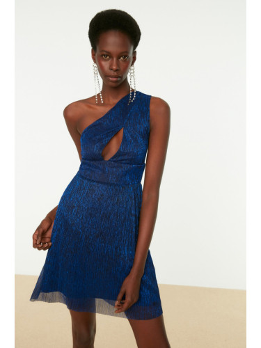 Дамска рокля Trendyol Decollete