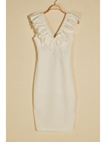 Дамска рокля Trendyol Bow detailed