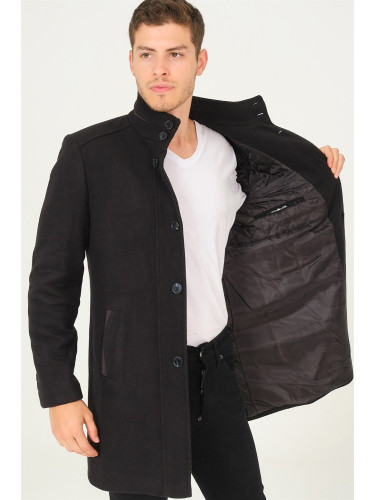 Мъжко палто. dewberry