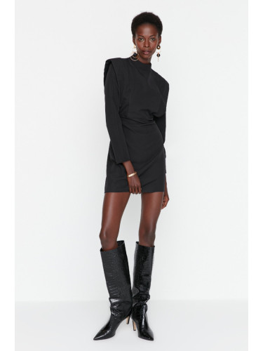 Дамска рокля Trendyol High Collar