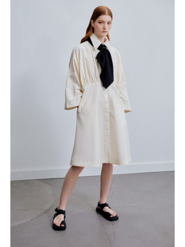 Trendyol X Kevser Sarıoğlu бежов подигравателен и джоб подробни 100% памук тъкани Poplin риза