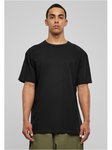 Oversized black t-shirt