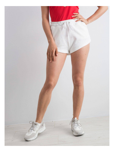 Knitted shorts with pockets white