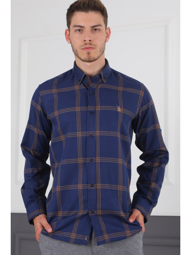 Мъжка риза. dewberry