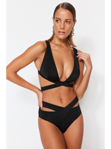 Trendyol черен триъгълник изрязани/прозорци висока талия висок крак бикини комплект