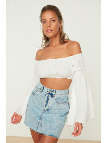 Trendyol White Long Flounce Sleeve Carmen Collar Crop Beach Blouse