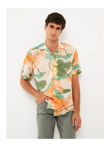 LC Waikiki Men's Regular Fit Short Sleeve Patterned Poplin Shirt.