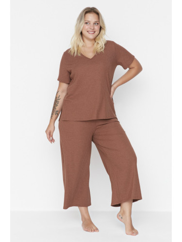 Trendyol Curve Brown Ribbed V-Neck Capri Length Knitted Pajama Set