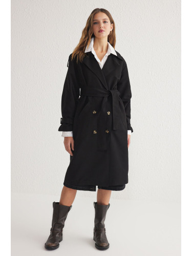 Дамско палто Trendyol Classic