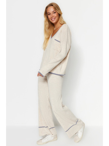 Trendyol Beige Wide Pattern Hairy Yarn Garnished Knitwear Bottom-Top Set