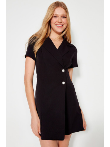 Trendyol черен бутон подробни тъкани тъкани рокля