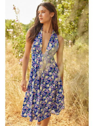 Дамска рокля  Trendyol Flower