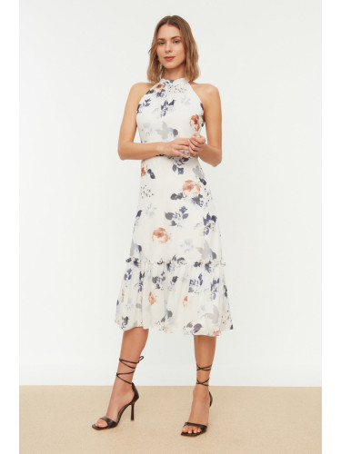 Дамска рокля. Trendyol Floral Patterned