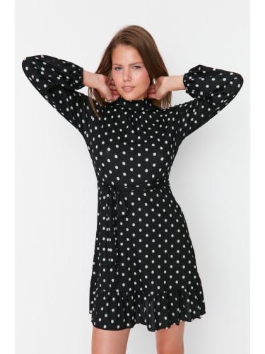 Trendyol черен оребрени джанта мини трикотажни рокля с къдри и ниско нарязани обратно скейтър/талията отваряне