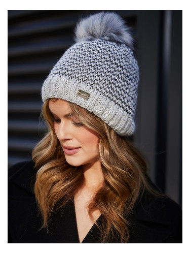 Light gray cap with herringbone