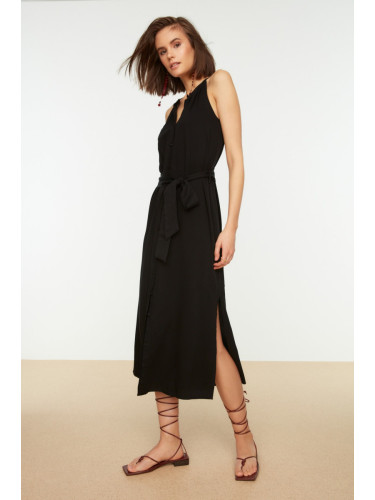 Дамска рокля. Trendyol