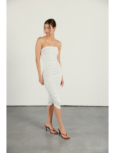 VATKALI лимитирана серия драпирана рокля бяла