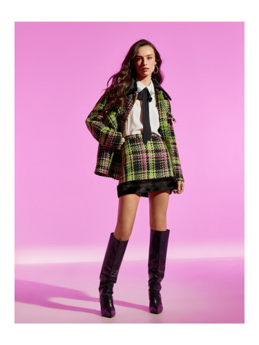 Памучна мини пола с плюшени детайли