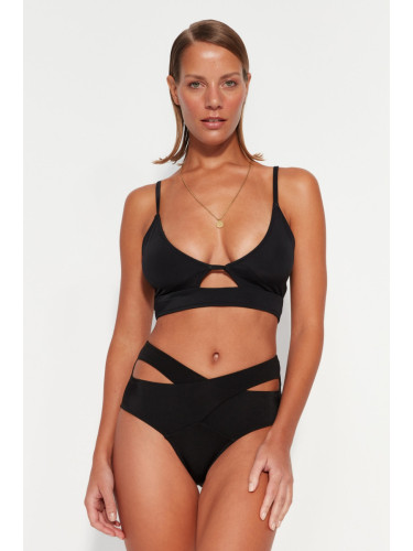 Trendyol черен Bralette изрязани / прозорец бикини отгоре