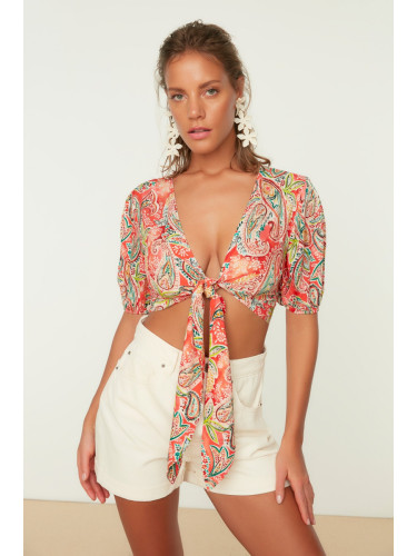 Trendyol Paisley Patterned Viscose Beach Blouse with Crop Tie Detail