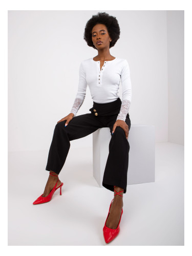 Дамски черни панталони Fashionhunters