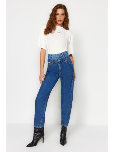 Дамски дънки. Trendyol