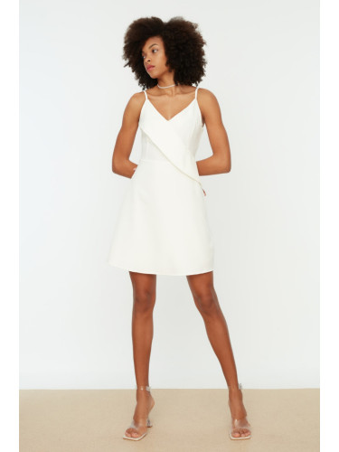 Дамска рокля. Trendyol