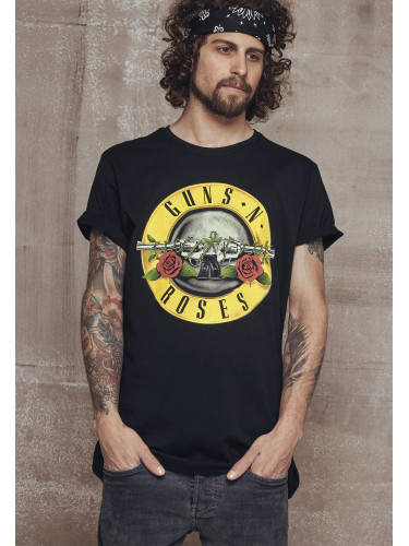 Black T-shirt with Guns n' Roses logo