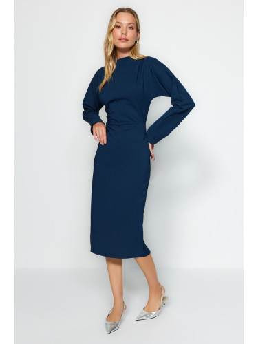 Trendyol бензин прав нарязани събрани подробни тъкани тъкани рокля