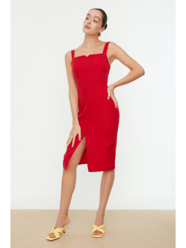 Дамска рокля Trendyol Midi