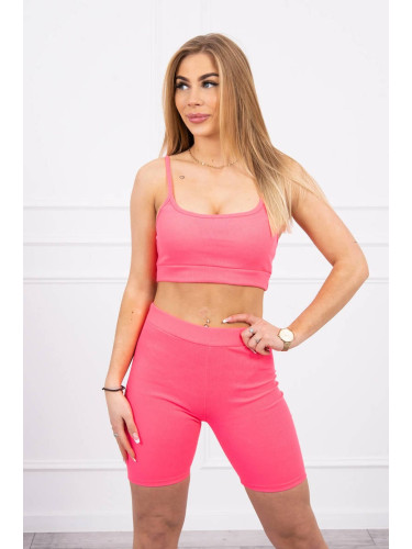 Set with high waisted pink neon trousers